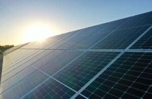 Kuubix Construction Group installs 126-kW solar project for chemical manufacturer